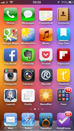 My iPhone home screen using iOS 6